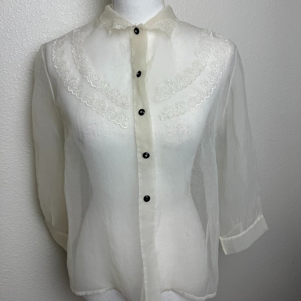 Vintage Retro 40s - 50s- 60s transparent embroidered nylon blouse